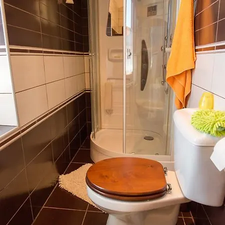 בית הארחה Casa Holiday קונסטנצה